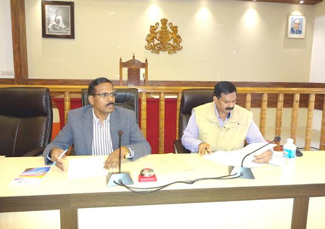 ಶಾಲಾ ಮಕ್ಕಳ ಸುರಕ್ಷತೆ ಬಗ್ಗೆ ಗಮನ ಹರಿಸಲು ಡಿಸಿ ಸೂಚನೆ